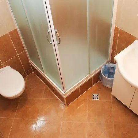 Anka Apartment *