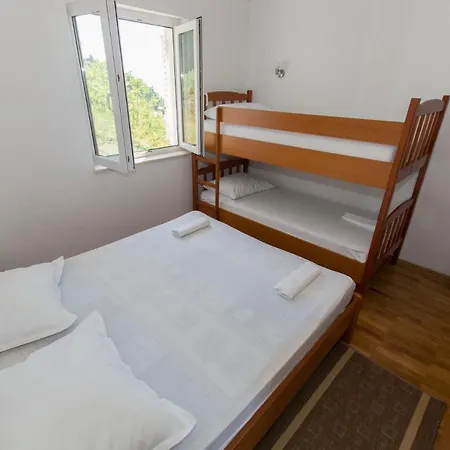 Apartment Anka *