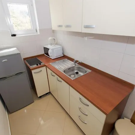 Apartment Anka Brela